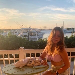 Meet your Posher, Sam